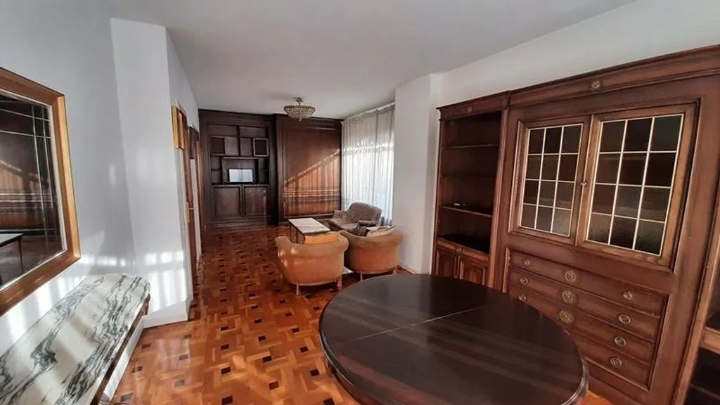 Living Room - Apartment with Balcony in Historic Centre
