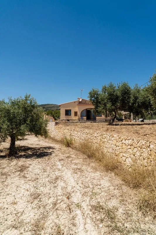 Giardino - Finca with Terrace in Benissa Village