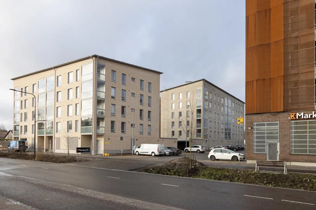 Exterior - Modern Apartment with Balcony in Iso-Heikkilä
