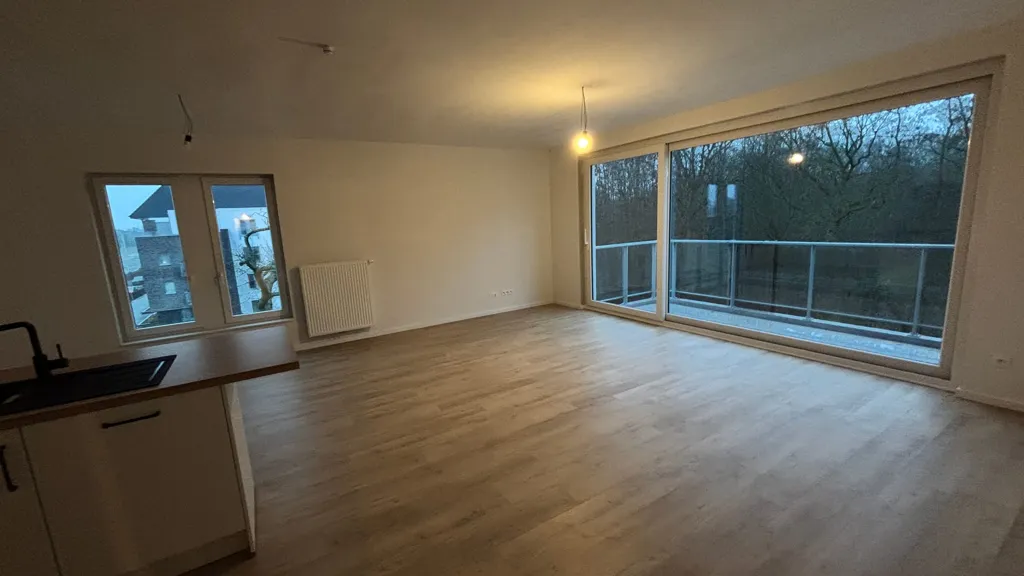 Séjour - Appartement 3 Chambres avec Parking Intérieur à Mons