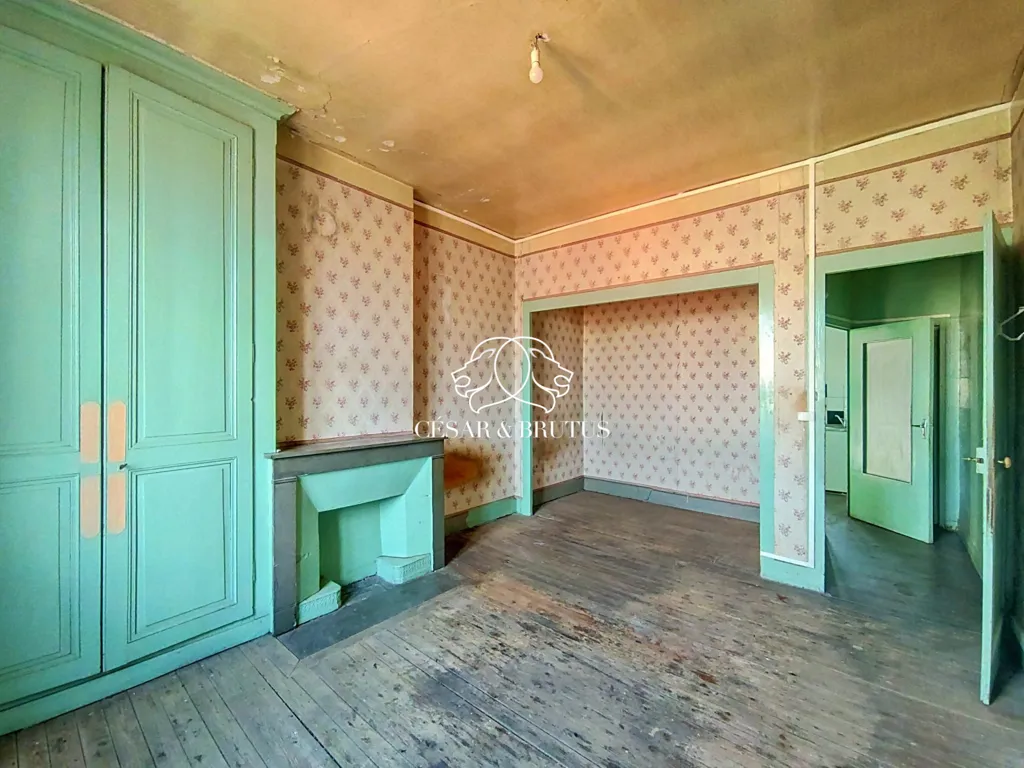 Séjour - Appartement avec Potentiel d'Optimisation à Pierre-Bénite