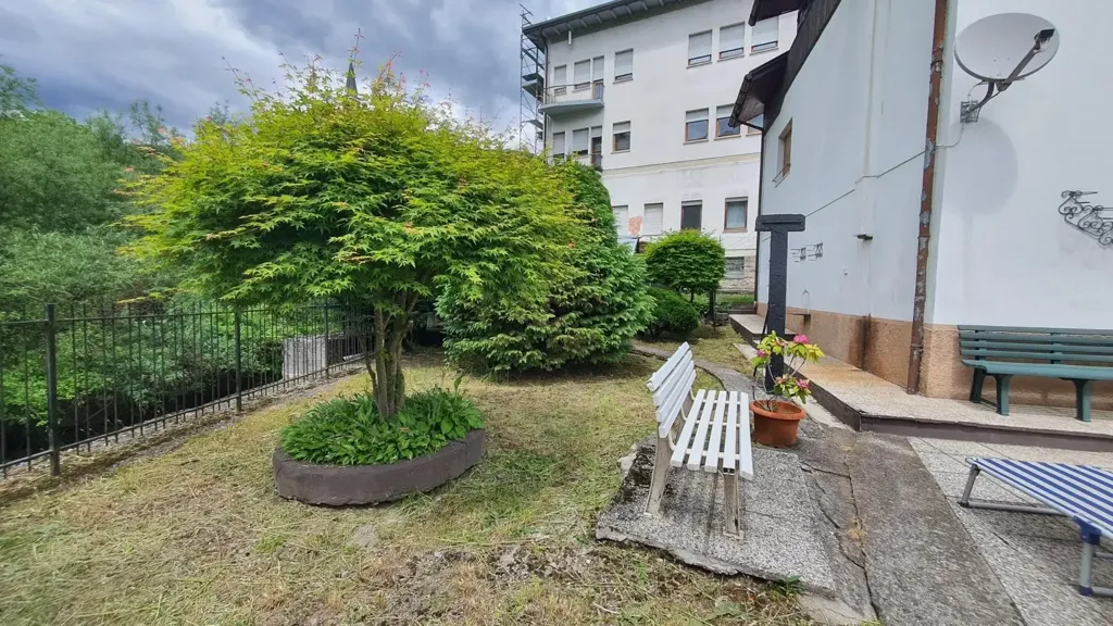 Giardino - Villa with Private Garden in Paularo
