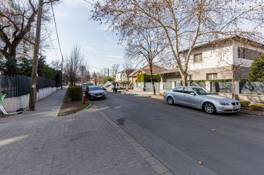 Esterno - Duplex Penthouse with Garden in Zugló