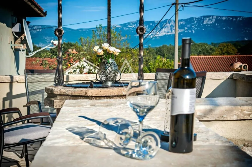 Terrass - Rustic Villa with Private Pool in Pićan