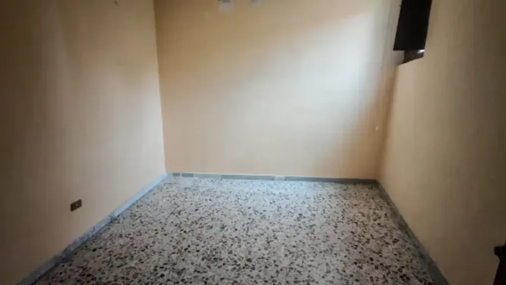 Pièces - Apartment with Balcony in Historic Triggio, Benevento