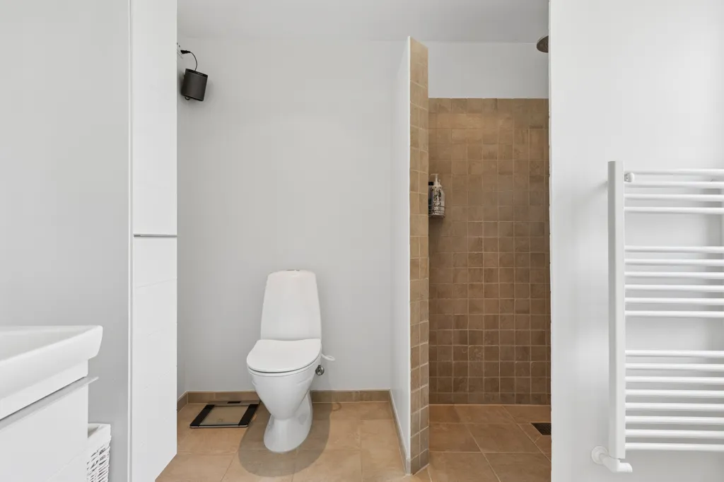 Salles de bain - Renovated Villa with Terraces in Odense