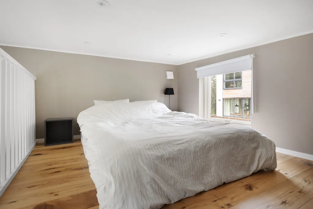 Chambres - Attic Flat with Balcony in Törnskogen