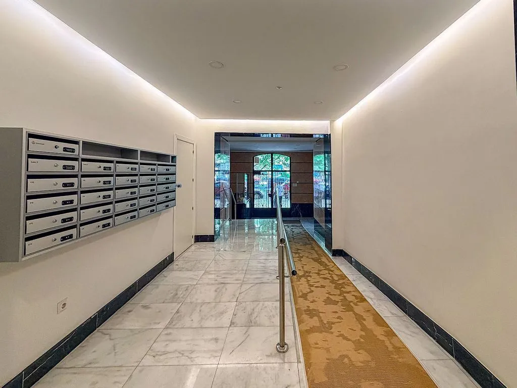 Entrée - Furnished Flat with Metro Access in Bernabéu