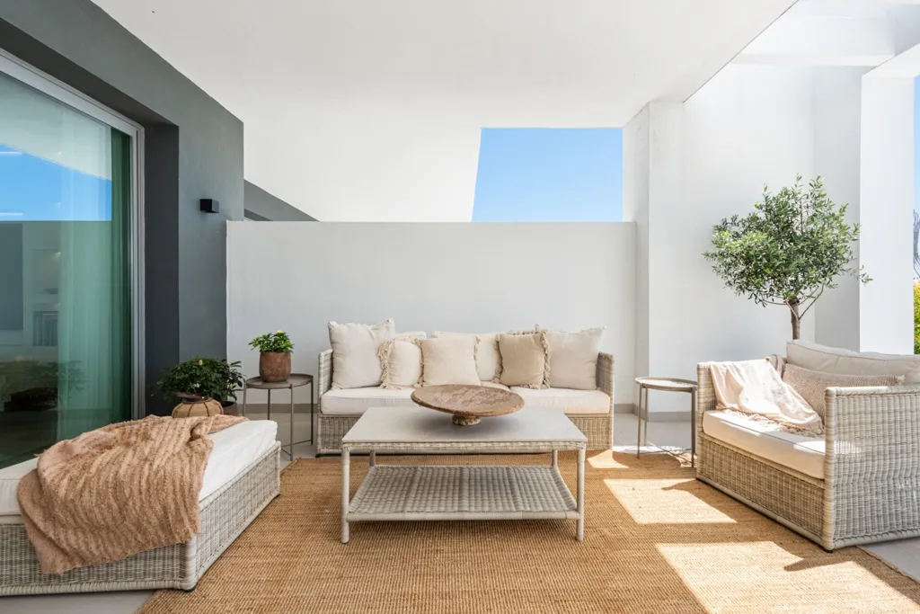 Terrasse - Modern Villa with West Views in San Pedro, Marbella
