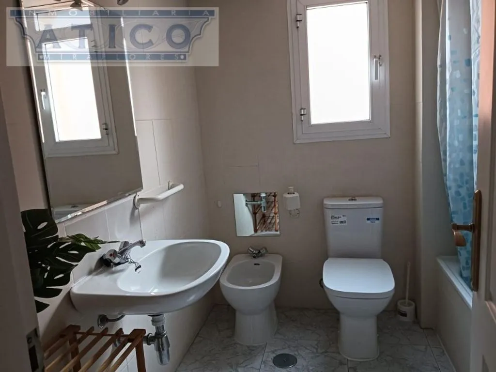 Bathrooms - Apartment with Terrace in Navieste, Colores