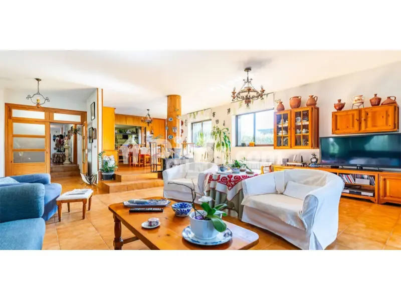 Elutuba - Chalet with Pool in Monterrozas-Parquerrozas