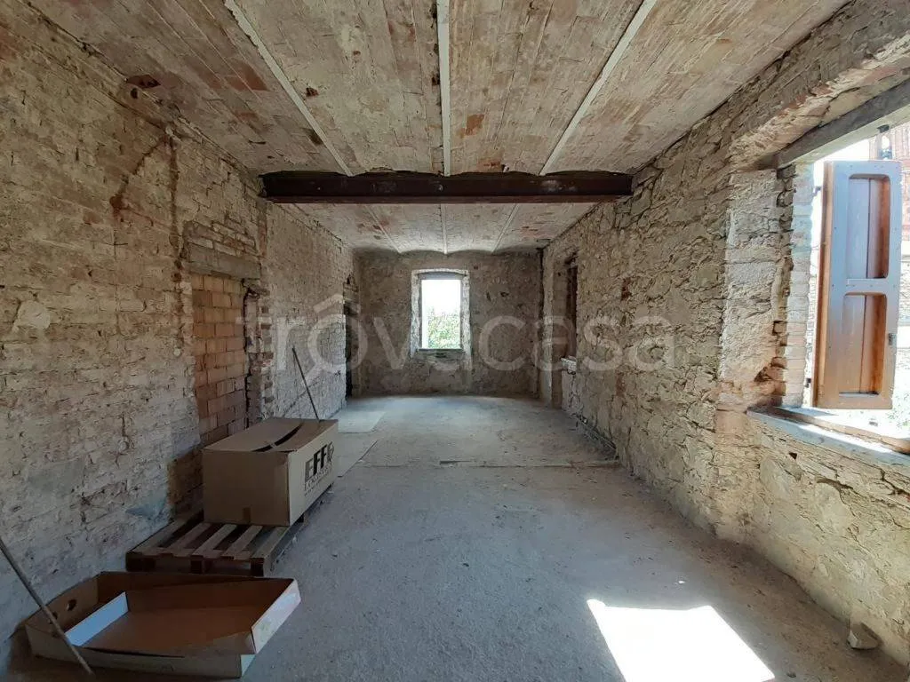 Pièces - Rustic Villa with Garden in Sanfatucchio