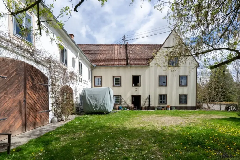 Giardino - Historic Mill with Schloss Proximity in Achleiten