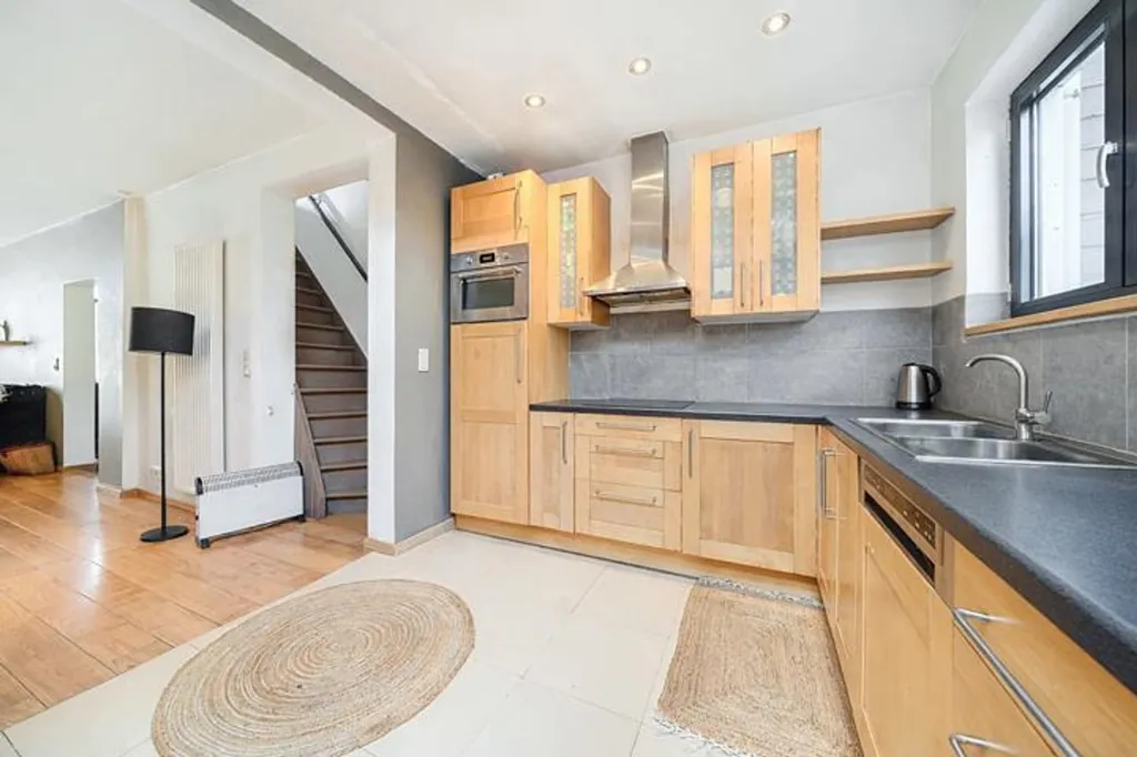 Kitchen - Renovated 3-Fronted House in La Hulpe