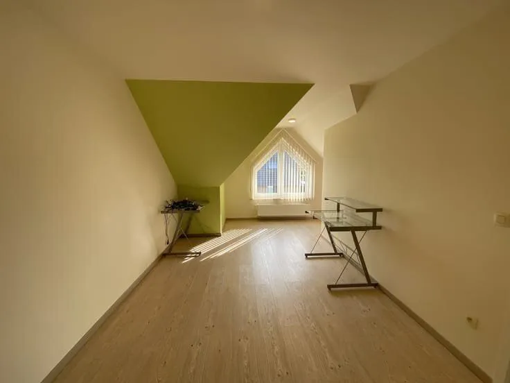 3 magamistoaga maja asukohas Diksmuide