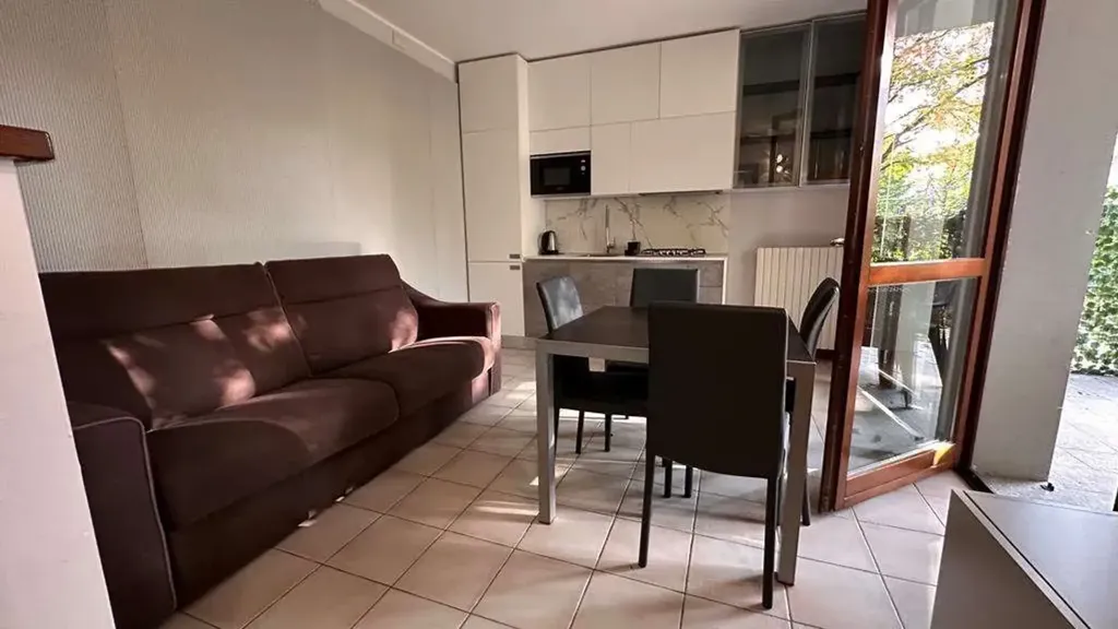 Appartement 2 pièces à IT