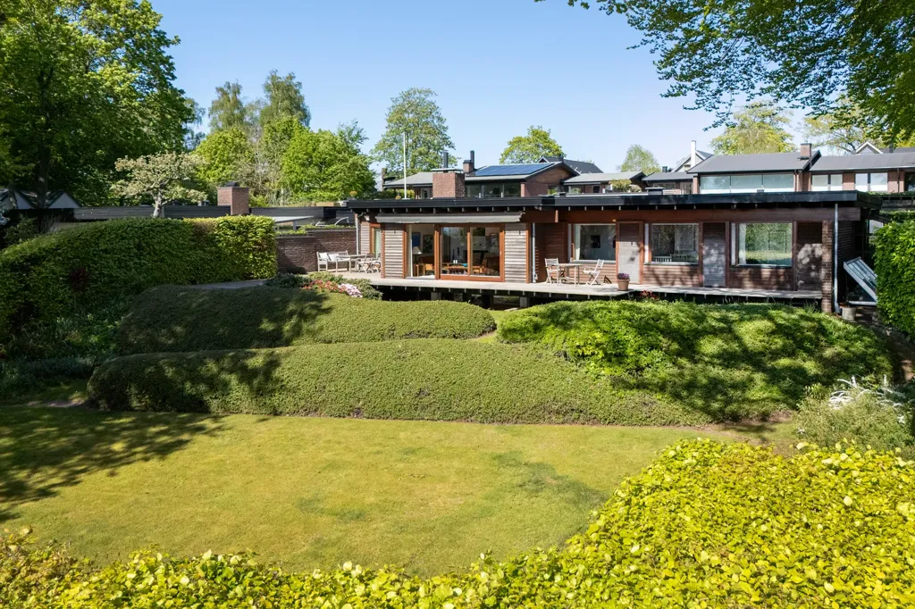 Jardin - Architectural Villa with Sea View in Bjärred