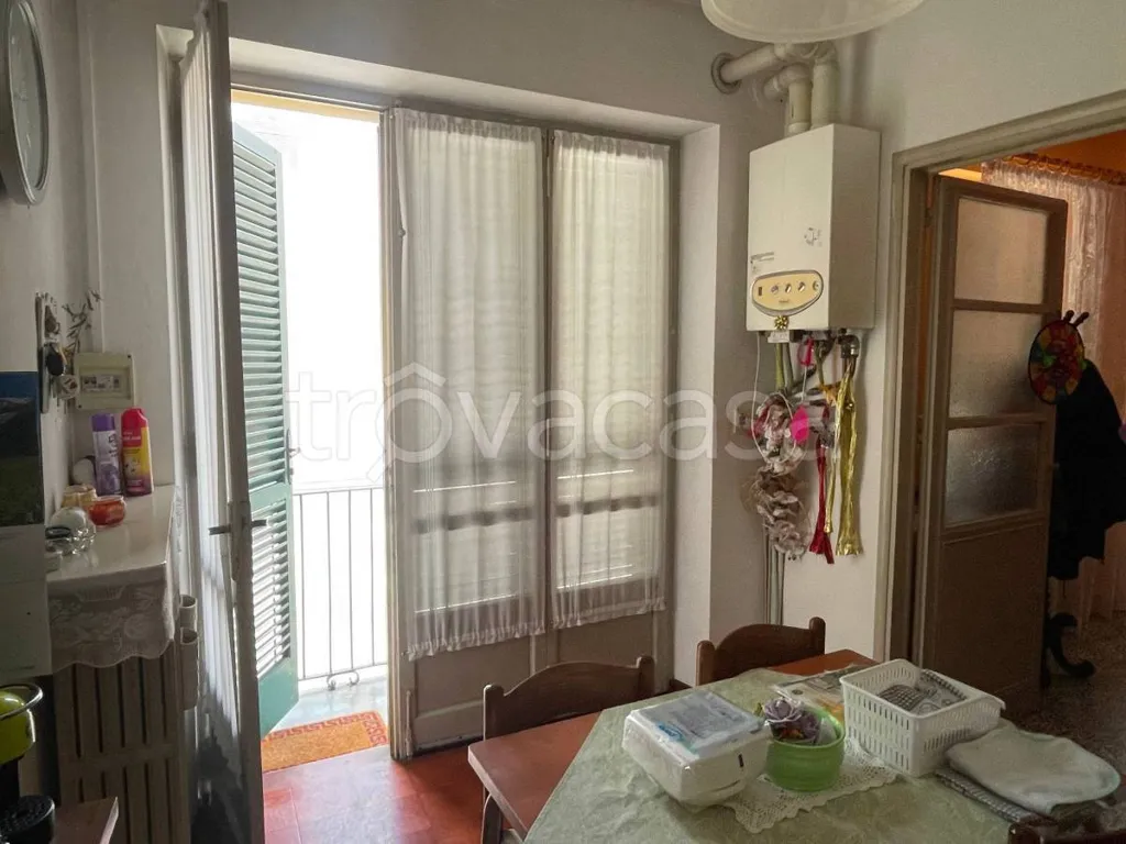 Sala da pranzo - Central Trilocale with Balcony in Caramagna Piemonte