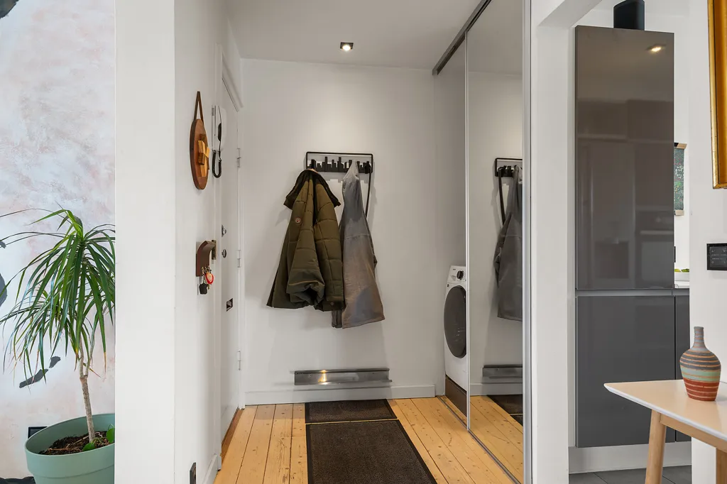 Hallway - 2-room apartment in Aalborg