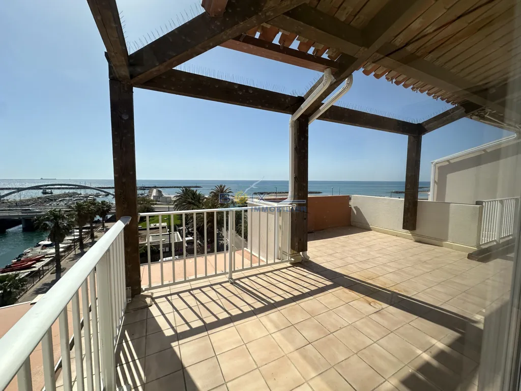 Rõdu - 3-Bed Flat with Terrace in Sète