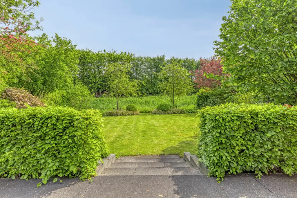 5-room house in Nieuw-vossemeer