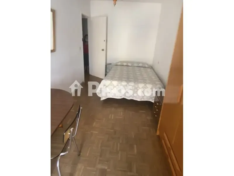Camere da letto - Student Flat with Balcony near Canalejas