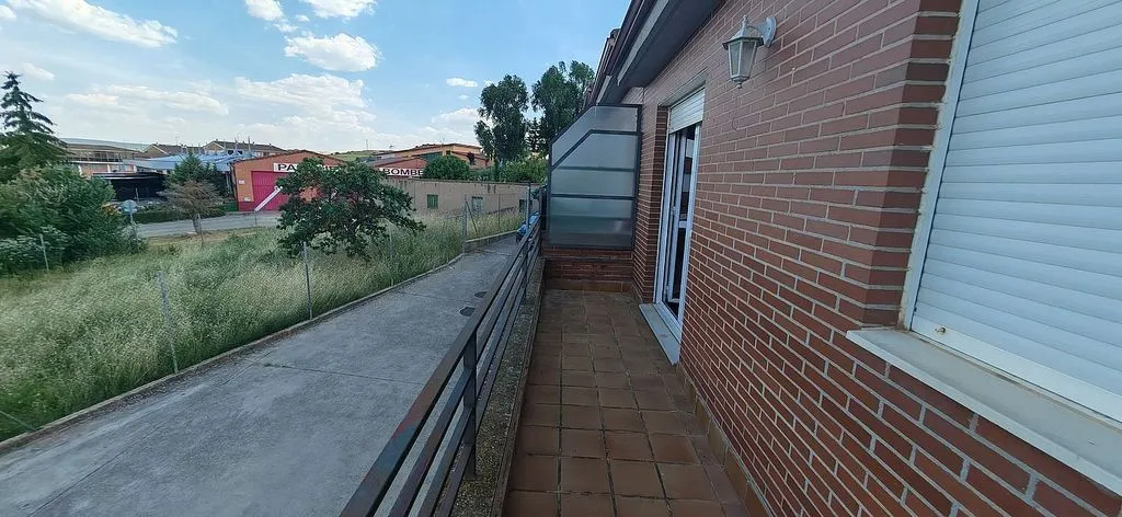 Rõdu - Terraced House with Garden in Lerma