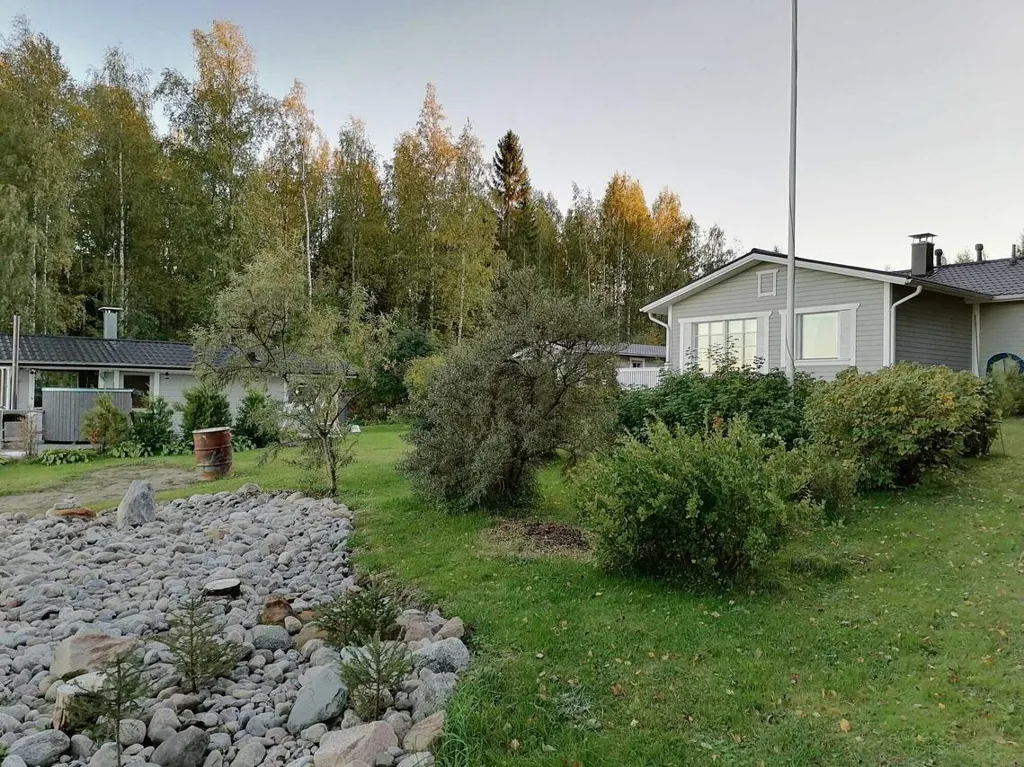 Jardin - Renovated Holiday Home with Sauna in Forested Area