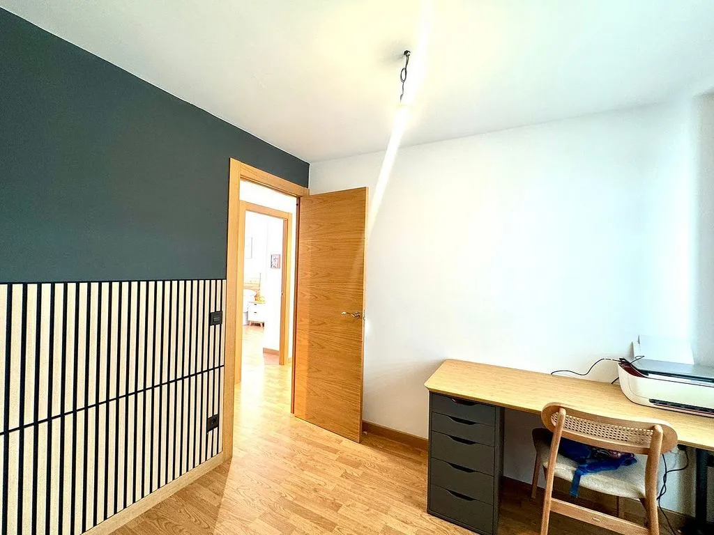 Bureau - Modernised Flat with Lift in La Arena, Gijón