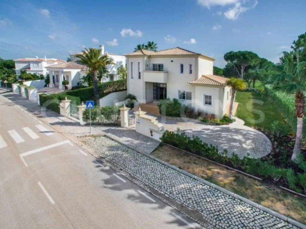 Õhuvaade - Luxury Villa with Golf View in Vila Sol, Loulé