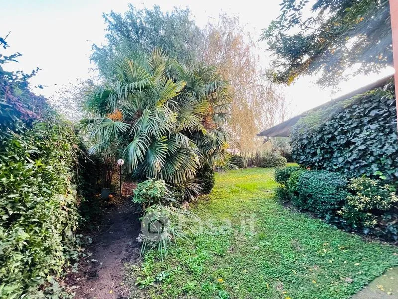 Jardin - Rustic Villa with Garden in Cremona