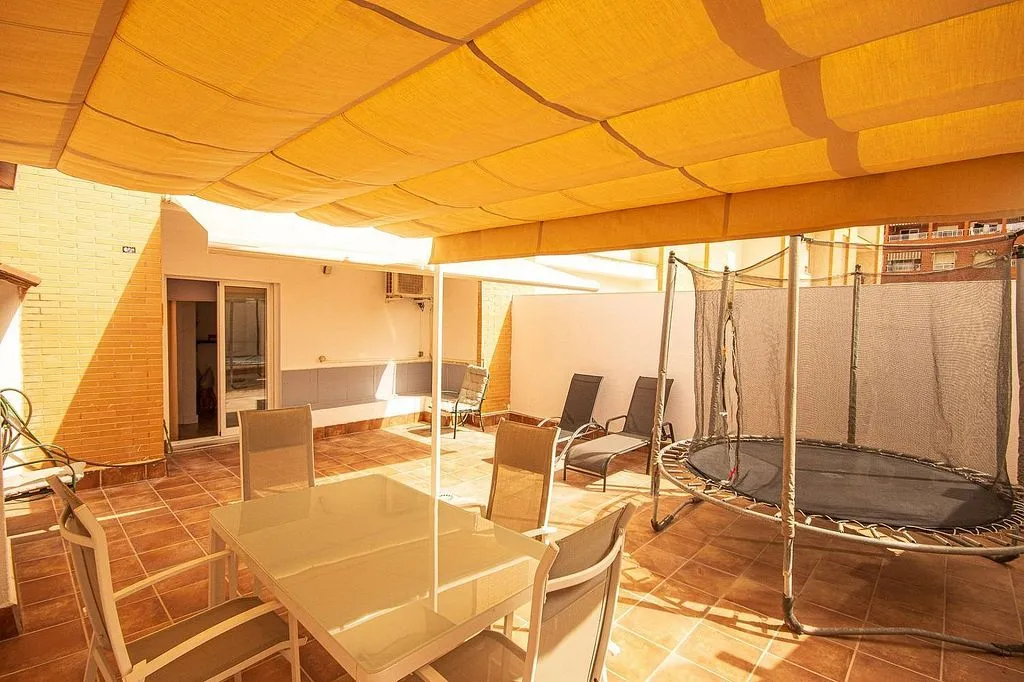 Terrace - Holiday Apartment with Terrace in Torrevieja