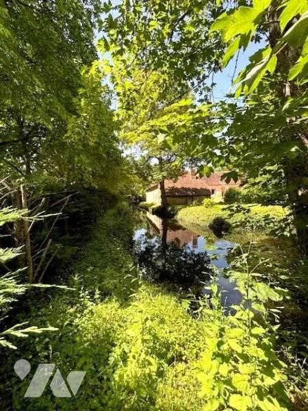 Aed - 16th-Century House with Garden in Chambeugle