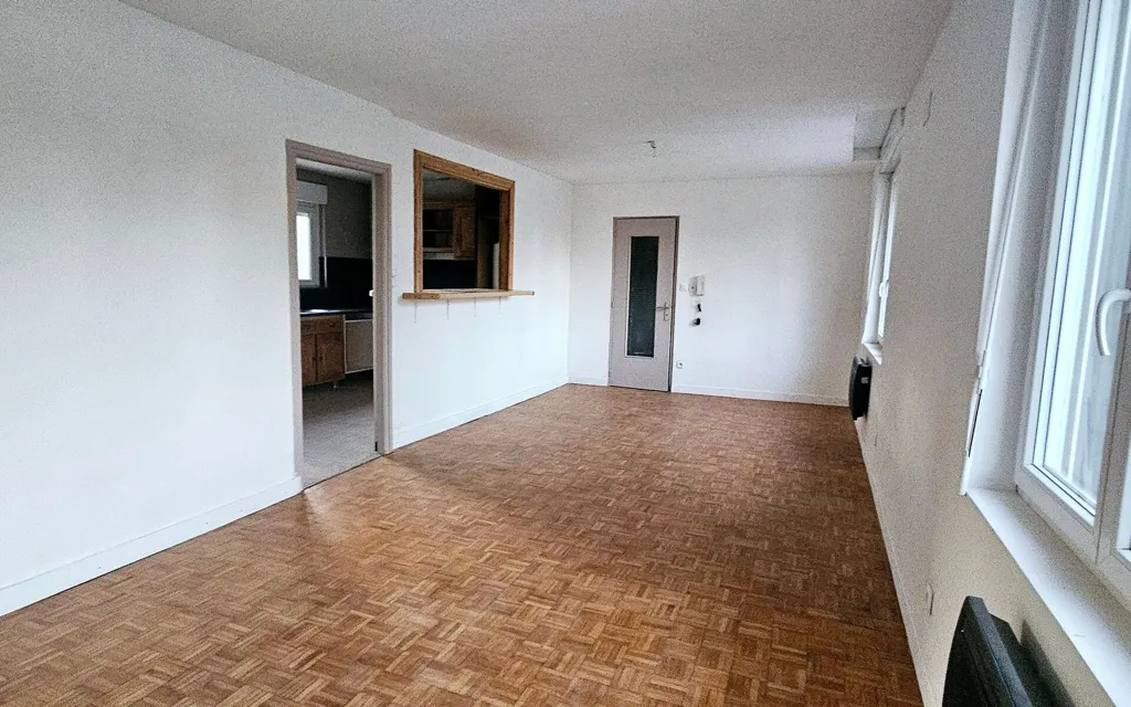 Pièces - Appartement T3 avec Double Vitrage à Saint-Quentin
