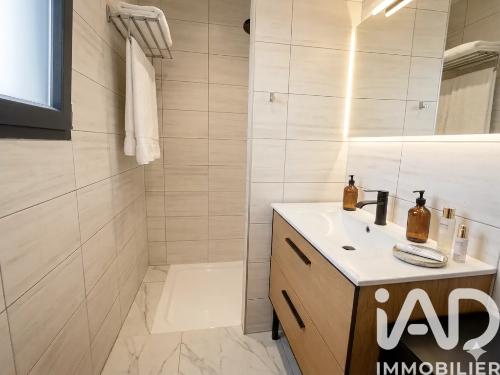 Salles de bain - Villa neuve avec terrasse à Riom