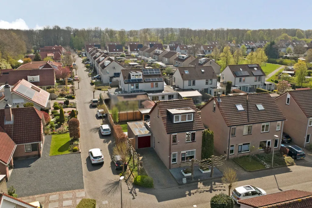 Õhuvaade - Detached House with Garden in De Landmaten