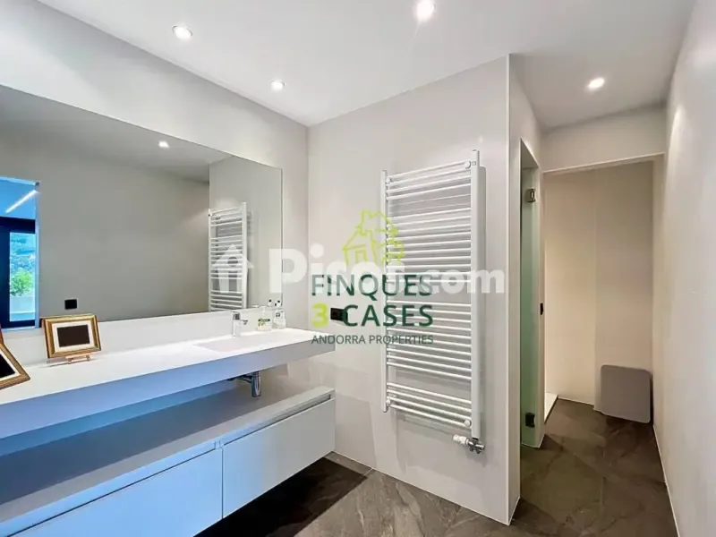 Salles de bain - Luxury Chalet with Spa in Escaldes-Engordany