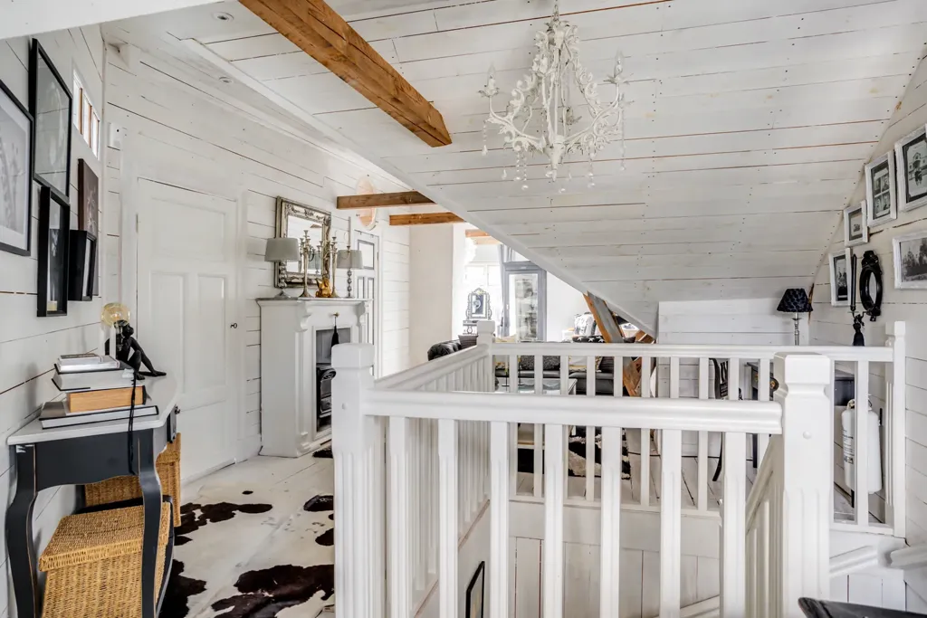 Pièces - Renovated Cottage with Workshop in Gotland