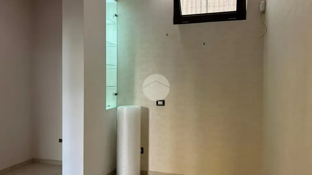 hallway_entrance