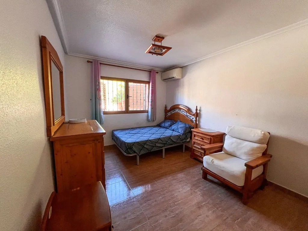 Bedrooms - Semi-Detached Villa with Pool in Torrevieja