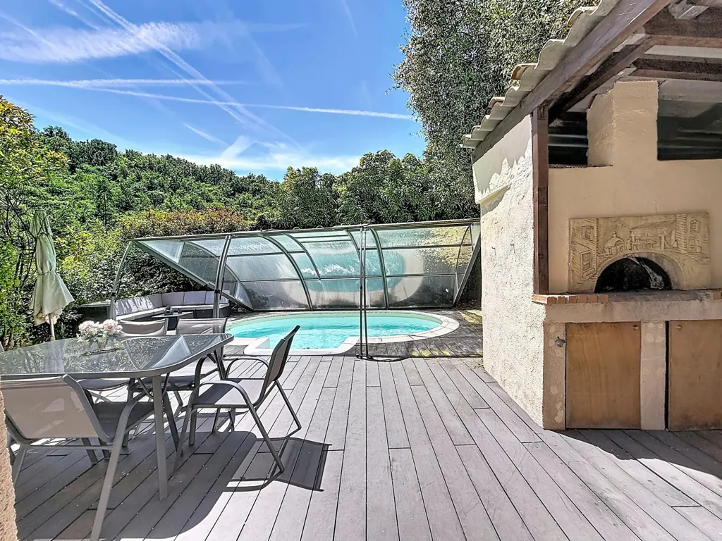 Terrace - 5-Bedroom Villa with Pool in Levens