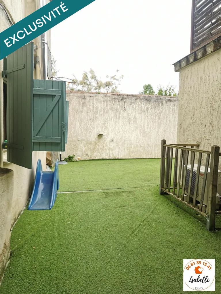 Giardino - 5-Piece Apartment with Balcony in Barran