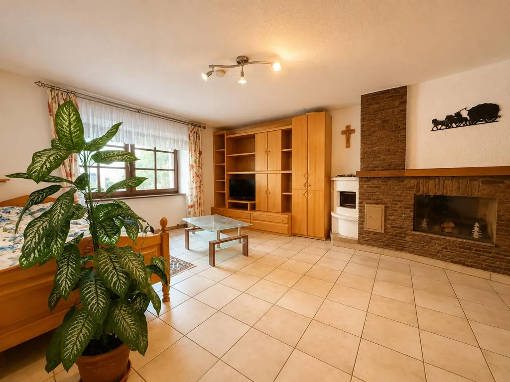 Living Room - House with Development Potential in Mandern