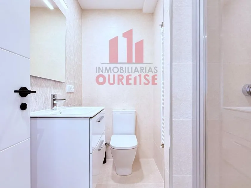 Salles de bain - New Flat with Garden View in Ourense