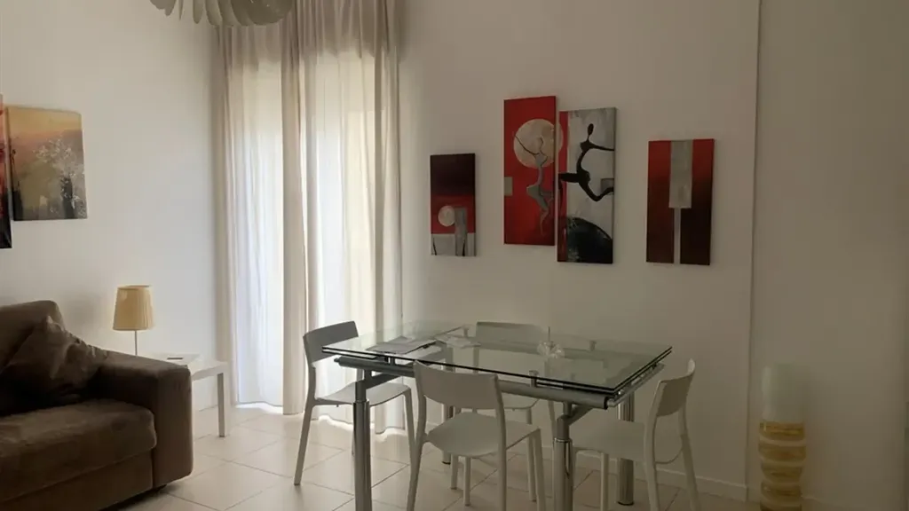 Söögituba - Furnished Flat with Balcony in Palermo