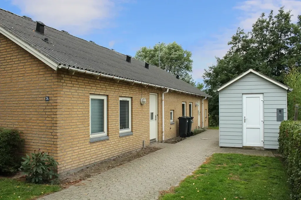 Välivaade - Two-Bedroom Flat on Vestergade, Nørager