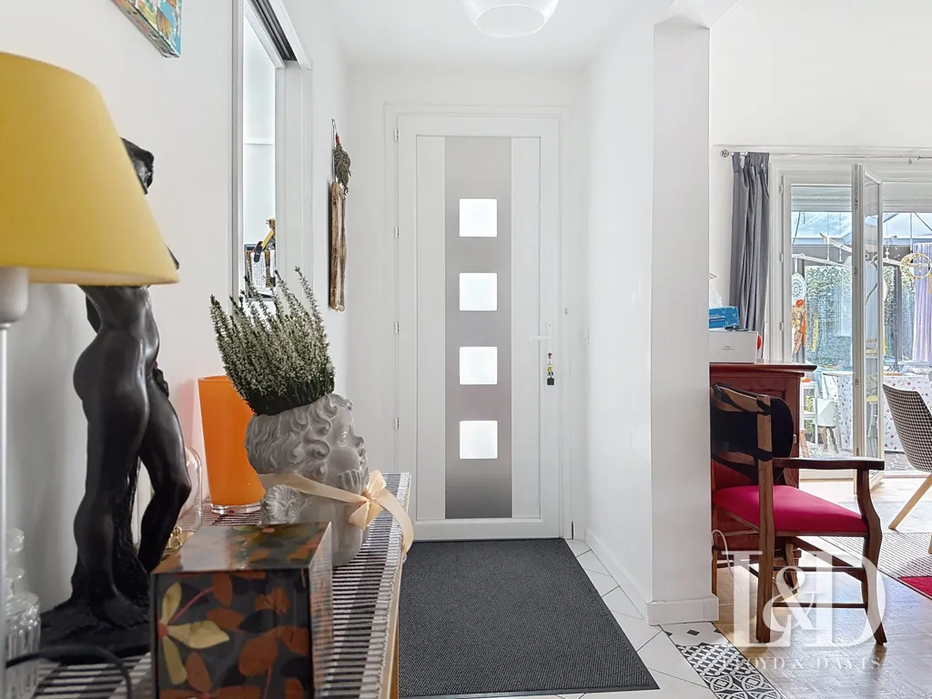 Hallway - Renovated House with Garden in Royan