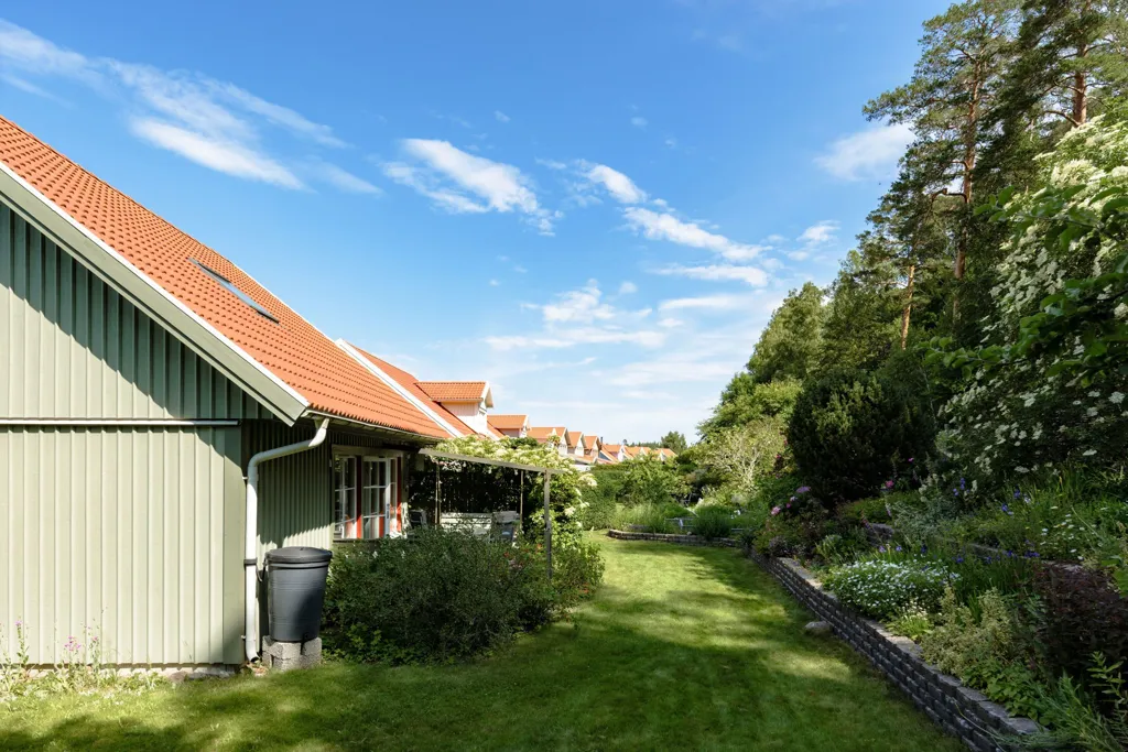Aed - Charming Villa with Solar Panels in Lugnet