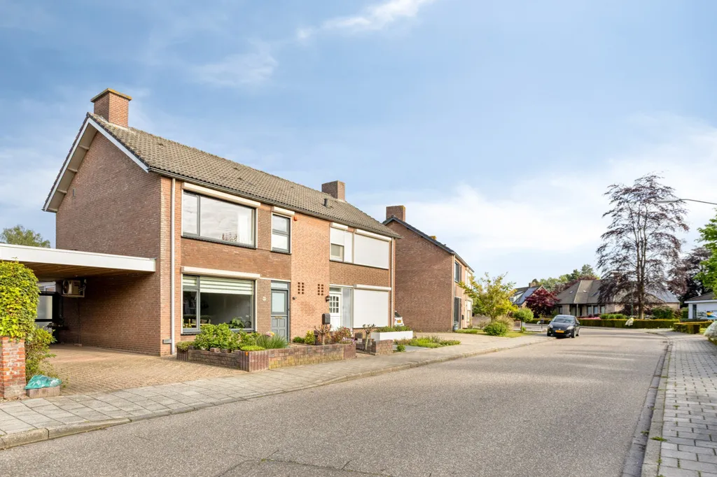 Extérieur - Half-Vrijstaand House with Serre in Budel-Schoot