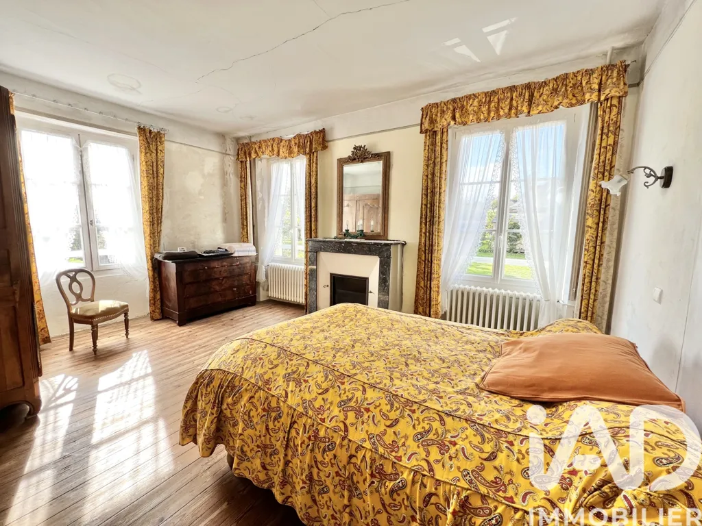 Chambres - Maison en Pierre avec Jardin à Thoiré-sur-Dinan